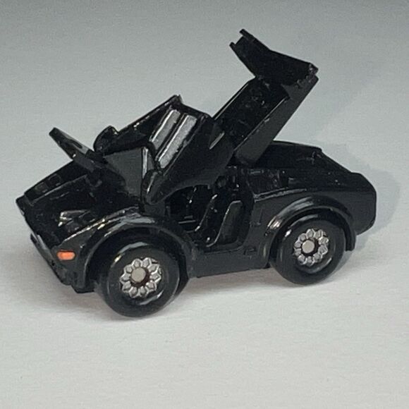 Vintage 1988 Galoob Micro Machines Deluxe Black Lamborghini Countach HTF - Picture 4 of 9